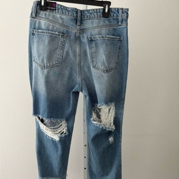 NWT Jeans 13 Cello Distressed Ripped Shredded Mom Y2K Grunge Festival Streetwear - Picture 2 of 14